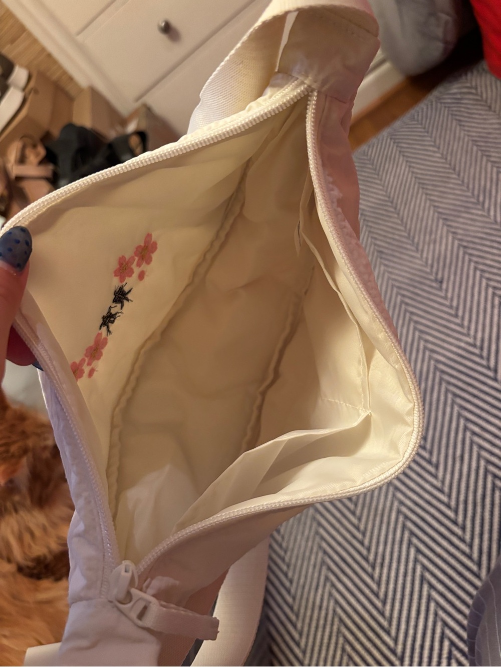 Uniqlo Mini Shoulder Bag with Strap w/ Cherry Blossom *Tokyo exclusive - Picture 4 of 4